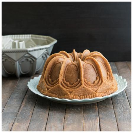 Vaulted-Cathedral-Bundt-Cake-Pan